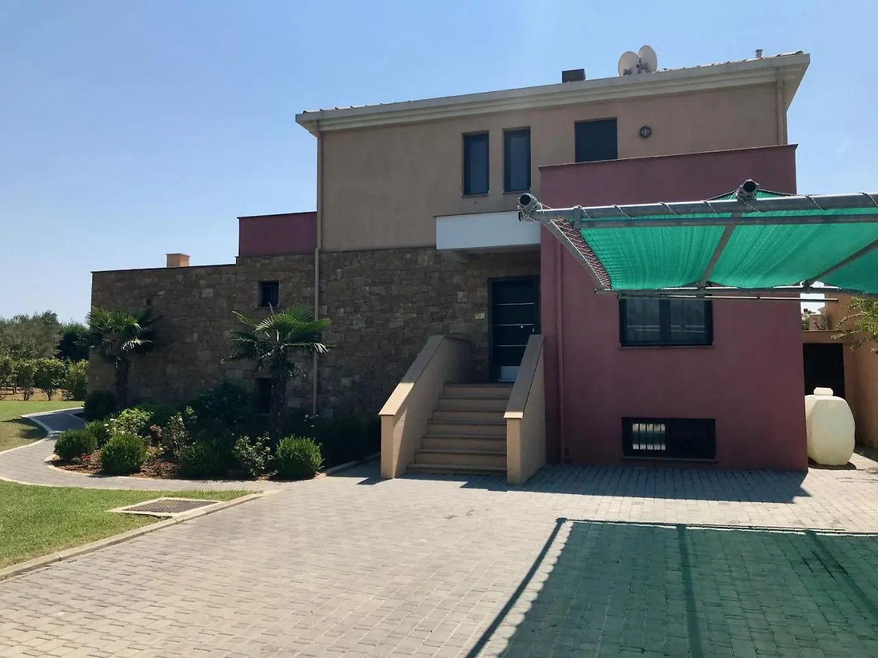 הוילה סאני ביץ' Fig House 0*,  יוון